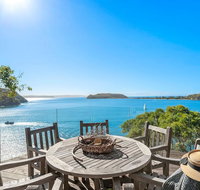 Cape Mackerel Cabin with Magic Palm Beach  Pittwater Views - Holiday Find