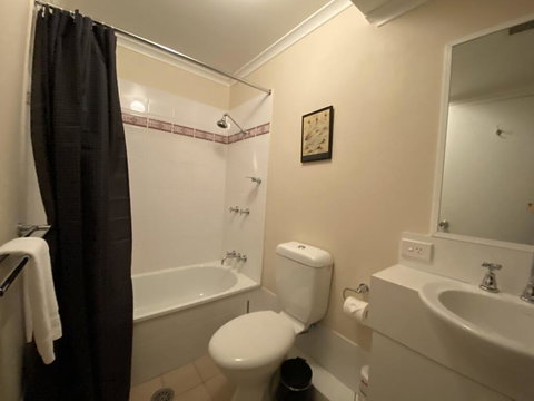 Cascades 15 - Holiday Find 1