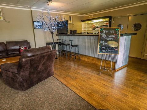 Casino Motor Inn - Holiday Find 0