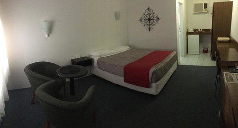 Casino Motor Inn - Holiday Find 3