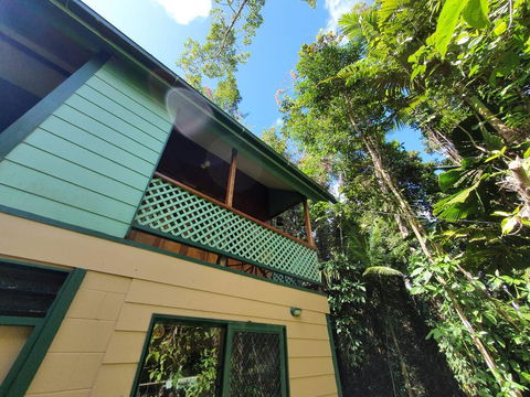 Cassowary House - Holiday Find 1