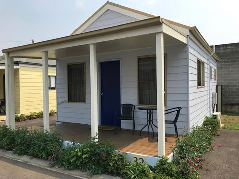 Castlemaine Central Cabin & Van Park - Holiday Find 3