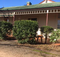 Catania Cottage  Farmhouse - Holiday Find