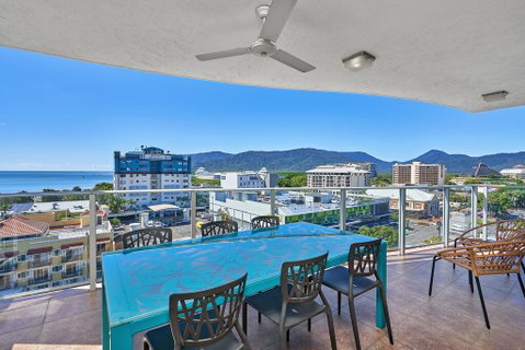 Centrepoint Apartments - Holiday Find 1