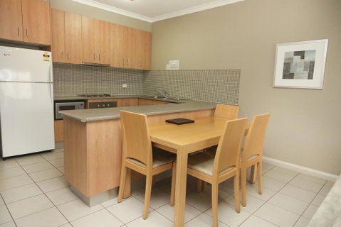 Centrepoint Apartments Griffith - Holiday Find 2