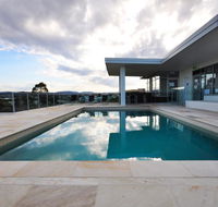 Chancellor Lakeside Apartments - Holiday Find