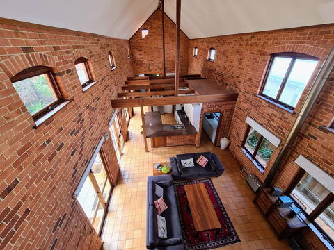 Chateau Cottesloe By The Beach - Holiday Find 1