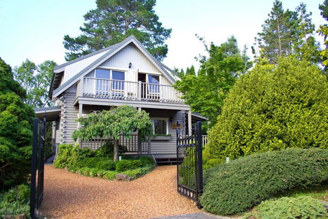 Cherry Cottage - Leura - Holiday Find 0