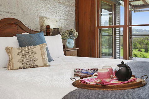 CHRISTOPHERS COTTAGE - Holiday Find 0