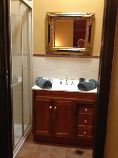 Church House B&B Gundagai - Holiday Find 1