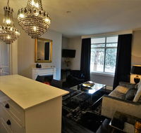 City Life Apartment-full kitchen  separate bedroom - Holiday Find