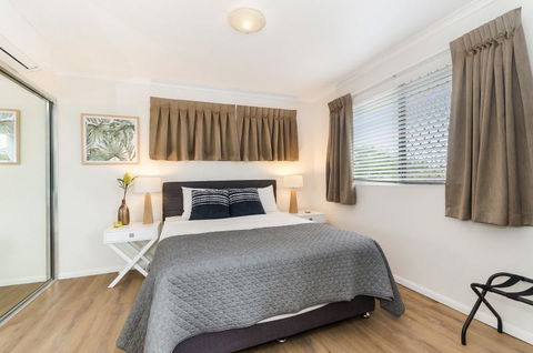 City Stadium Apartment On The Riverfront - Holiday Find 2