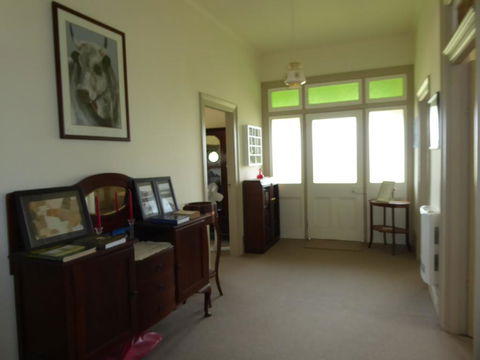 Claremont Farmhouse - Holiday Find 0