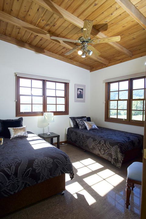Clarendon Forest Retreat - Holiday Find 3