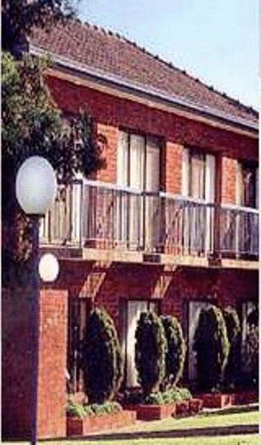 Clayton Monash Motor Inn & Serviced Apartments - Holiday Find 3