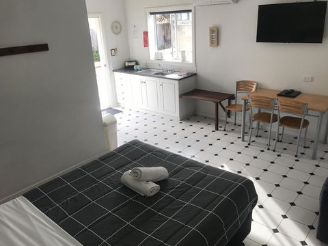 Clearwater Motel Apartments - Holiday Find 2