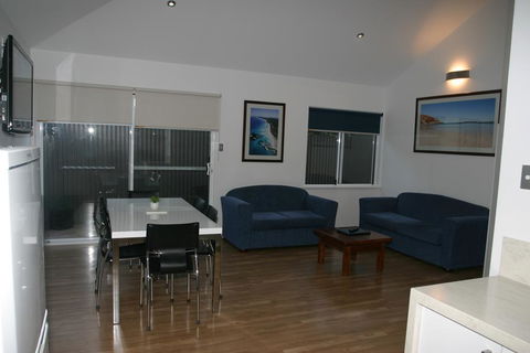 Clearwater Motel Apartments - Holiday Find 3