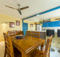 Clifton Beach House - Holiday Find
