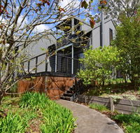 Cloudsong Chalet 2 - Close to the village centre - Holiday Find