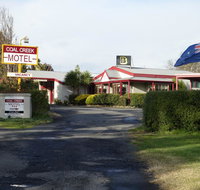 Coal Creek Motel - Holiday Find