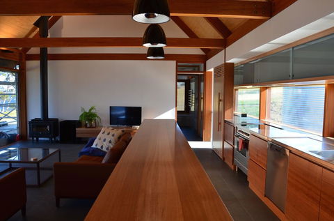 Coast House Tasmania - Holiday Find 1