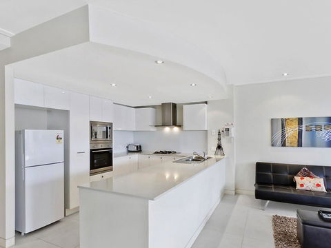 Coast Luxury Apartment 3 - Holiday Find 3