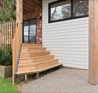 COASTAL BEAUTY ON BRUCE - Holiday Find