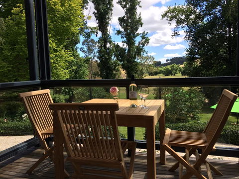 Cobb's Hill Homestead - Holiday Find 2