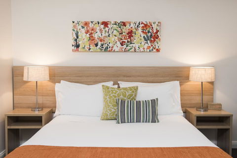 Comfort Inn Aden Mudgee - Holiday Find 0