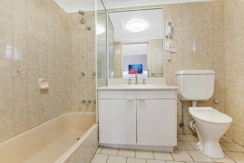 Comfort Inn Cairns City - Holiday Find 3