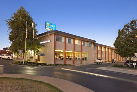 Comfort Inn Capital Horsham - Holiday Find 3