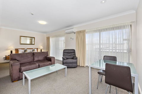 Comfort Inn Centrepoint Motel - Holiday Find 3