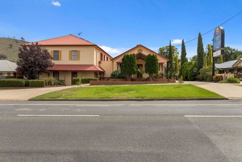 Comfort Inn Sovereign Gundagai - Holiday Find 2