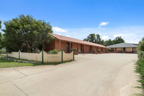 Comfort Inn Sovereign Gundagai - Holiday Find 1