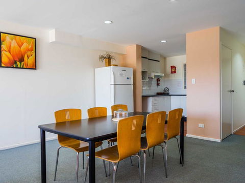Condo 108 @ Horizons Resort & Golf, Stunning Course + Lake Views - Holiday Find 2