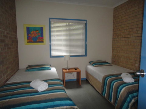 Coolum Budget Accommodation - Holiday Find 3