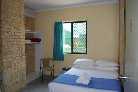 Coolum Budget Accommodation - Holiday Find 2