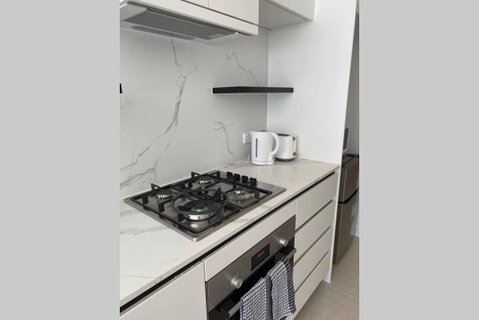 Cosy Apartment @ Clayton (Monash17) - Holiday Find 3