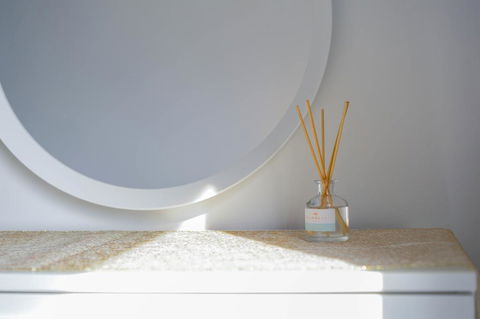 Cosy Apartment Near Racecourse - Holiday Find 1