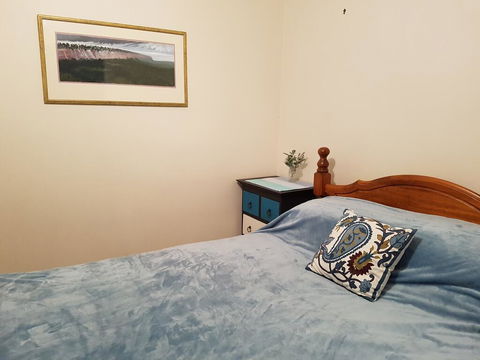 Cosy Quiet Bedroom Ferny Grove - Holiday Find 1