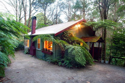 Cottage In The Forest - Holiday Find 2
