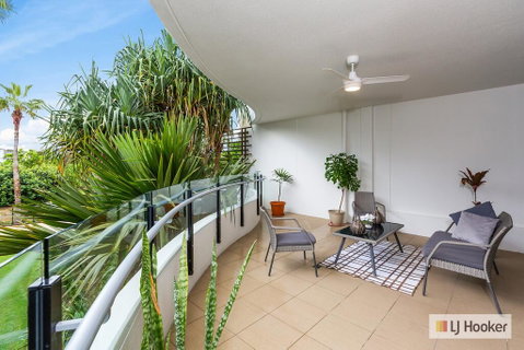 COTTON BEACH 85 - PRIVATE Mid Floor APARTMENT - Holiday Find 2
