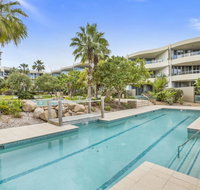 COTTON BEACH APARTMENT 33 WITH POOL VIEWS - Holiday Find