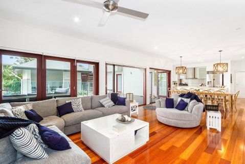 Cottonwood Beach House @ Corporate Boardies - Holiday Find 0
