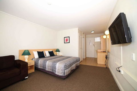 Country Gardens Motel - Holiday Find 0