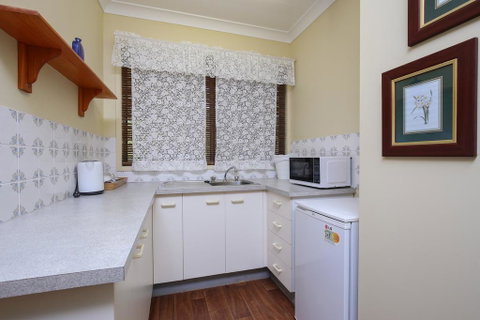Country Lodge Motel - Holiday Find 2