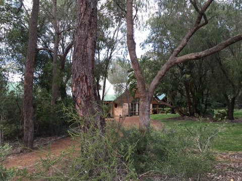 Country Retreat On 1 Acre With Pool, Hot Tub Surrounded By Trees - Holiday Find 0