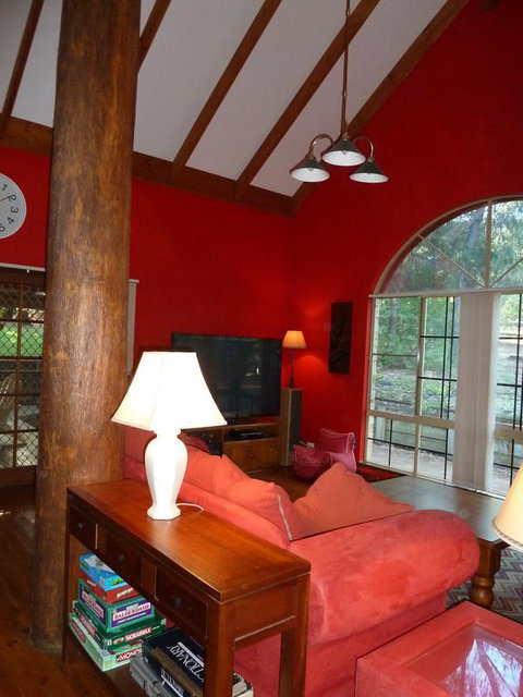 Country Retreat On 1 Acre With Pool, Hot Tub Surrounded By Trees - Holiday Find 1