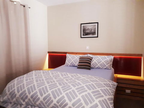 Couples Retreat With Mountain View Near Hobart - Holiday Find 1