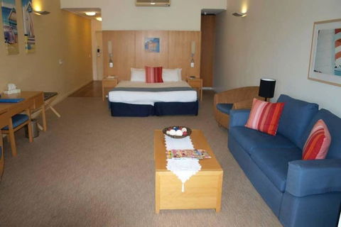 Couran Cove Resorts Waterfront Stradbroke Island Studios - Private Serviced Apartments - Holiday Find 2